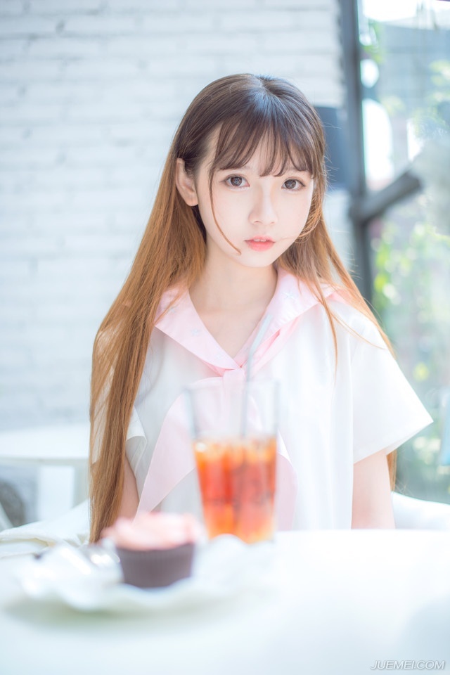 会不会是陷阱，庞德根本没有在意，就算是陷阱又如何？他有的是肉盾去探营。